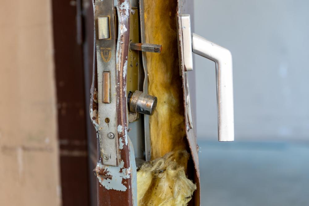 porte vandalisée